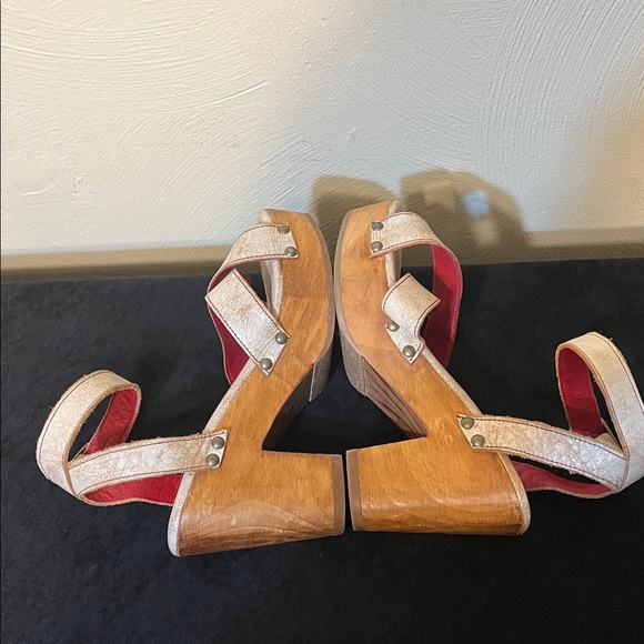 BED STU kalah strappy white distressed leather wooden platform heels Size 8 - Picture 11 of 17